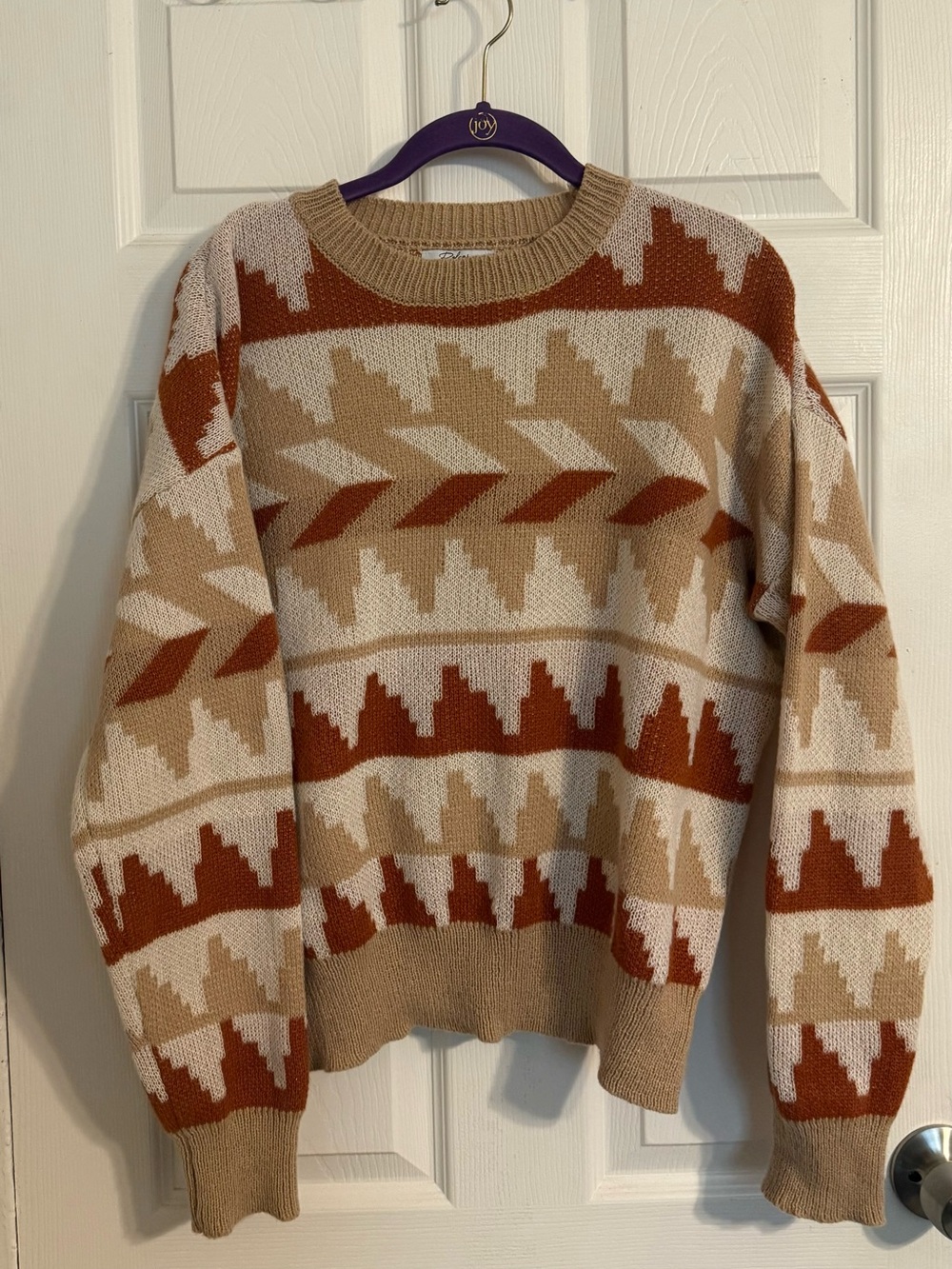 Classic Geometric Crewneck Sweater - Beige & Rust - Picture 2 of 5